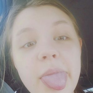 Meet your Posher, Molly